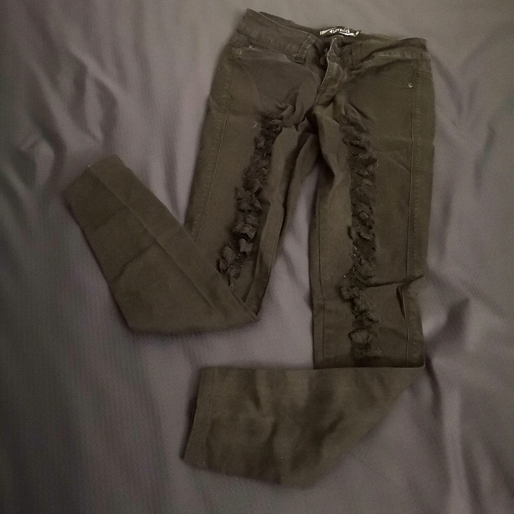HotTopic Stylish Ripped Black Jeans #Size 0